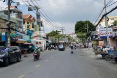 Bán gấp nhà hẻm xe hơi cách mt nơ trang long 50m 4 tầng 8pn 8wc, giá 8.2 tỷ