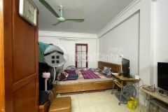 Nhà cũ bán đất, tặng giấy phép xây dựng phố đường láng, đống đa. 0911554873.