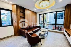 Bán gấp nguyễn khánh toàn cầu giấy thang máy, ô tô, nhà đẹp 55m6t nhỉnh 15 tỷ