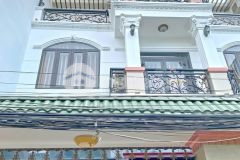 Hot nhà đẹp 2 lầu hẻm xe hơi phạm hữu lầu, p.phú mỹ, quận 7