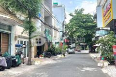 Phạm văn bạch 3 tầng, 80 m2, giá 5.75 tỷ