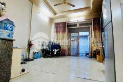 Nhà ngang 5.4x9m2, 4tầng tô hiến thành quận 10 nhỉnh 5tỷ