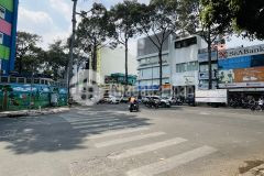 Bán nhà mặt tiền sư vạn hạnh 20 tỷ thương lượng