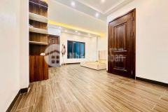 Nhà mới tinh lô góc gần phố nhiều tiện ích xung quanh. chính chủ cần bán nhà siêu mới xách