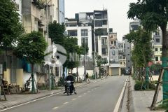 Bán gấp nhà phố chùa láng, phân lô vỉa hè, view hồdt 60m2, 5 tầng, mt 5m, 16.5tỷ