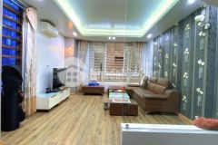 Nhà lô góc 3 mặt thoáng, rất đẹp, gần phố tôn thất tùng, đống đa. 0911554873.