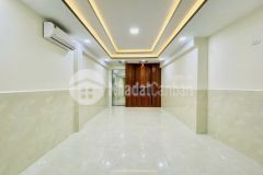 Bán nhà 59m2, 2 tầng, 2pn, 3wc, đường đỗ tấn phong, p9. giá nhỉnh 9 tỷ.