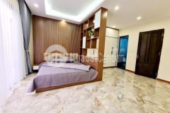 Bán nhà 6 tầng thang máy hiện đại thiết kế đẹp long lanh mặt tiền rộng sổ hồng