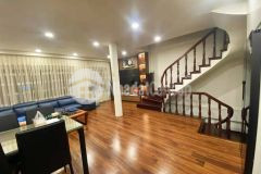 Bán nhà riêng hoàng quốc việt lô góc, ô tô, ba bước ra phố, kd 45m6t nhỉnh 15 tỷ