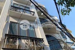 Nhà mặt ngõ thông gần ô tô dt 40m 5 tầng 8 phòng cho thuê doanh thu 20trtháng chỉ 5.3 tỷ