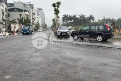 Đất hiếm gia thượng 70m, mt 4.5m, view hồ, lô góc, kd đa dạng, giá tốt nhất thị trường.