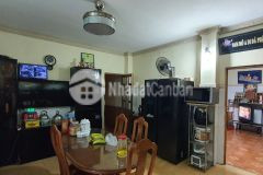 Nhà mặt tiền đường 2 phước bình dt 75m cấp 4 giá tốt