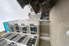 Thang máy phân lô gara ôtô 7 chỗ vào nhà mới kính koong hai mặt ngõ thoáng trước sau