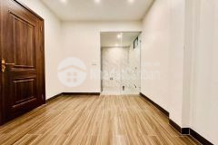 Nhà mới tinh lô góc gần phố nhiều tiện ích xung quanh.