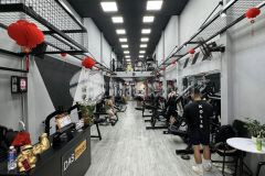 Cho thuê 160m2 mặt bằng phan đăng lưu ngang 6m