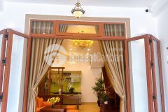 Cần bán căn nhà mới toanh 100