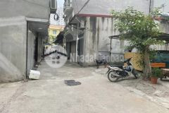 Bán đất tân xuân bắc từ liêm tặng nhà c4 lô góc ô tô vào nhà dt 120m2 mt 5m nhỉnh 6 tỷ lh 0812310111