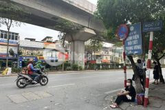 Nhà lô góc, ngõ thông bàn cờ, 8 phòng phố yên lãng, đống đa. 0911554873.