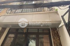 Bán nhà ngọc lâm,long biên 42m2,5 tầng,mt4m oto đỗ cổng nhỉnh 6 tỷ