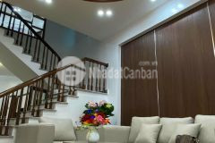 Bán nhà 3 tầng ngõ phố tuệ tĩnh, tp hd, 50m2, 3 ngủ, 3 vs, ngõ oto vào tận nơi, giá tốt