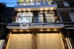 Bán nhà ngõ 24 ngọc lâm, long biên, 38m2 x 6 tầng, thang máy, ô tô, full đồ, nhỉnh 6 tỷ