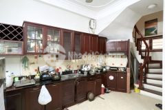 Lô góc, ngõ thông, đường ô tô, kinh doanh phố xã đàn, đống đa. 0911554873.