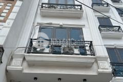 Bán nhà đẹp phố vũ tông phan, 33m2, 6t, mt 4m, 7tỷ 6, lh 0984417892.