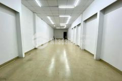 Cho thuê nhà cấp 4 nguyễn hữu thọ 125m2 trống suốt