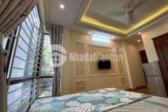 Bán nhà trần cung hơn 50m 5 tầng 8.2 tỷ ô tô ở kd văn phòng