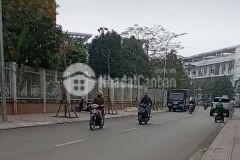 Bán nhà thuộc khu vực quận cầu giấy, giao thông thuận tiện, vị trí đắc địa, khu vực rất ít nhà bán