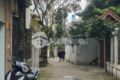 Bán nhà ngô gia tự,long biên 35m2,5 tầng oto đỗ cửa nhỉnh 4 tỷ