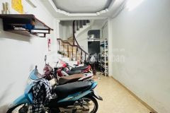 Bán nhà xuân thủy, siêu dòng tiền, 38m2, 4 tầng, 6.85 tỷ.