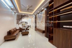 Bán nhà phố kim đồng hoàng mai gần phố giáp bát, phân lô ô tô thông, nhà 5 tầng cực đẹp.