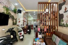 Gần mt bán nhà 5 tầng cực đẹp phan xích long, 41m2 4x10.3m, 6.5 tỷ tl