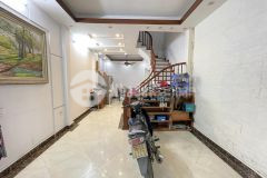Bán nhà phố minh khai hà bà trưng, ngõ thông rộng, gần phố, nhà 4 tầng 40m2 rất đẹp.