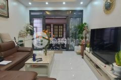 Nhà riêng, 6 tầng, ô chờ thang máy ngõ thông phong, đống đa. 0911554873.