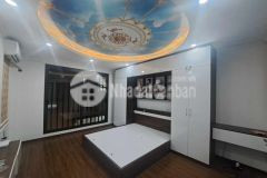 Nhà ngõ thông, nội thất siêu đẹp, gần ô tô phố hào nam, đống đa. 0911554873.