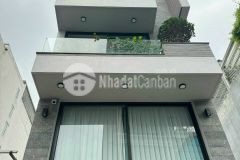 Nhà đẹp nội thất tiền tỷ gara 2 ô tô tư đình long biên dt 65m2. giá 16.7 tỷ