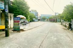 Bán lô đất 145m2 ngang 6m sát ql1a chỉ 6xx triệu.