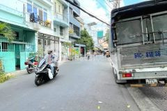 Tân bình, nhà đẹp 5 tầng đúc giáp q10, hẻm xe hơi vi vu, ngang 4.4m, chỉ 5.x tỷ.