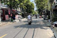 Mặt tiền kinh doanh nhà 2 tầng đường 7m5 ngay pháo đài pháo bông sát sông