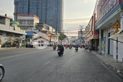 Cần bán mặt tiền kinh doanh đường phú thuận quận 7 nở hậu