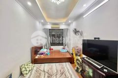 Hai bà trưng vị trí đẹp ngõ thông thoáng, trước nhà rộng mênh mông. dân trí văn minh, đại lý tạp hoá