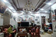 Bán nhà quận ba đình giảng võ 70m 5t mt 4.7m giá 15,8 tỷ