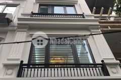 Bán nhà pl ô tô tránh phố trần quốc hoàn 55m2 5 tầng thang máy giá 20,6 tỷ. lh 0869381258