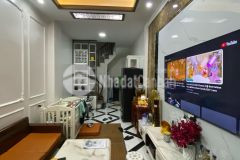 Bán nhà cổ nhuế, cầu noi, bắc từ liêm, 30m, 5t, 4.95 tỷ. ngõ nông 0967560457