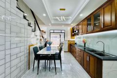 Bán nhà tân bình, gần phạm văn bạch, 4.8x20m, 4 tầng btct, hẻm xe hơi, chỉ 7.2 tỷ