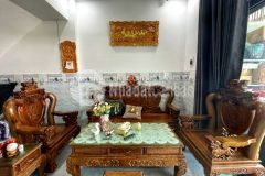 Bán nhà đẹp 2 tầng đường oto. gần chợ chiều vĩnh ngọc. giá 2 tỉ 3