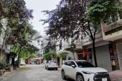 Bán nhà ngõ 214 nguyễn xiển 40m2,