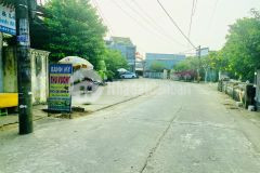 Đất cạnh ql1a sát cầu bà rén đường 6m chỉ 680tr có tl